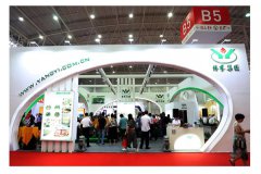 第八届博览会|新品荟萃的亿万先生展位