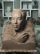 赵树理纪念雕像：文脉传承与创作精神的永恒丰碑