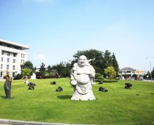 石雕艺术：凝固的时光，永恒的美学