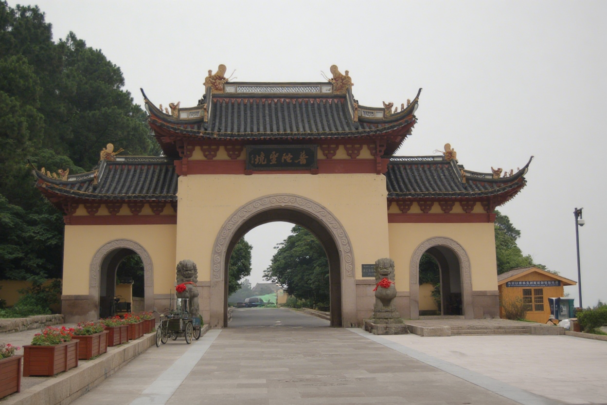 以门楼为笺，镌刻时代的匠心诗行